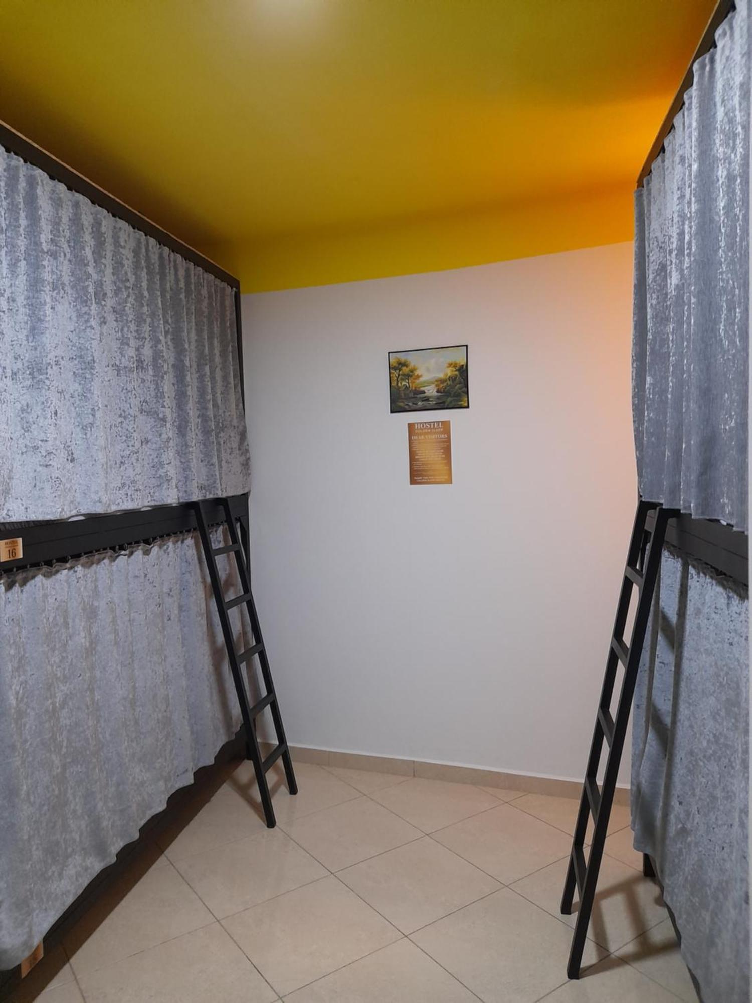 Golden Sleep Hostel Shkodër Extérieur photo