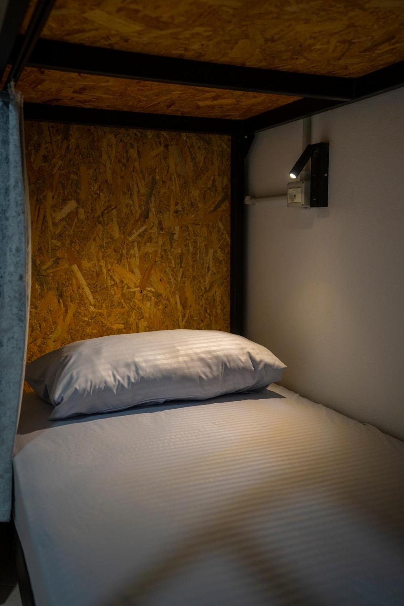 Golden Sleep Hostel Shkodër Extérieur photo