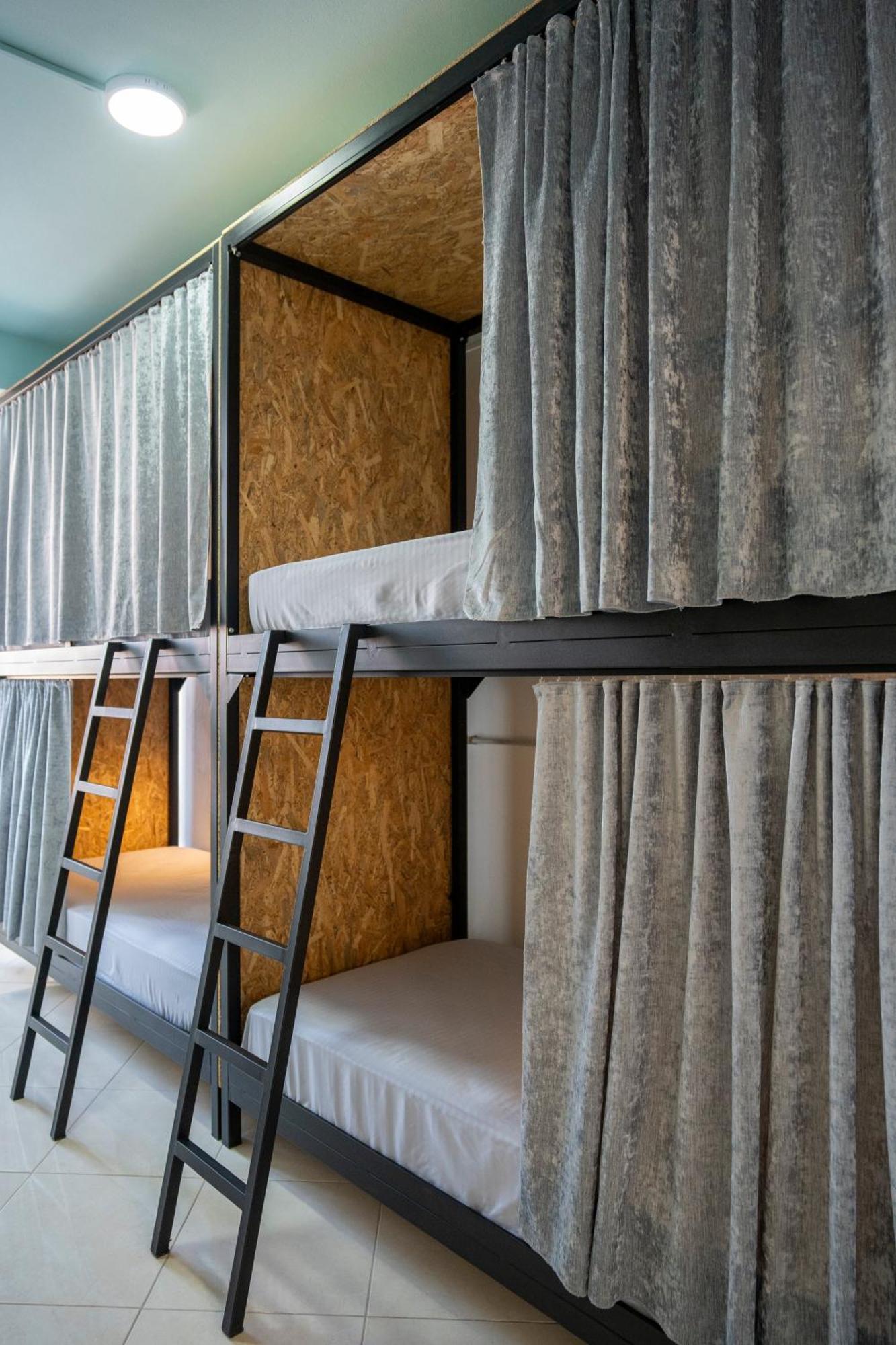 Golden Sleep Hostel Shkodër Extérieur photo